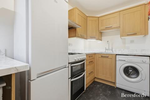 2 bedroom terraced house for sale, Spalt Close, Hutton, CM13
