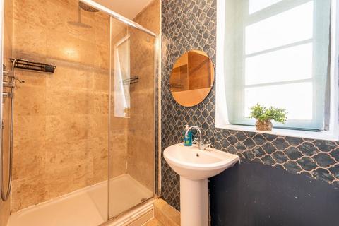 2 bedroom flat to rent, Westbourne Terrace, Paddington, London, W2