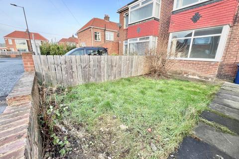 2 bedroom semi-detached house to rent, Embleton Gardens, Newcastle Upon Tyne NE5