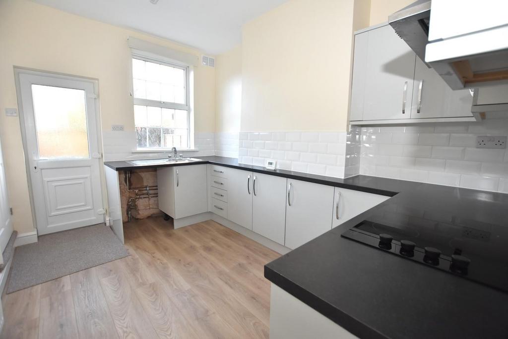 Kitchen 1.JPG