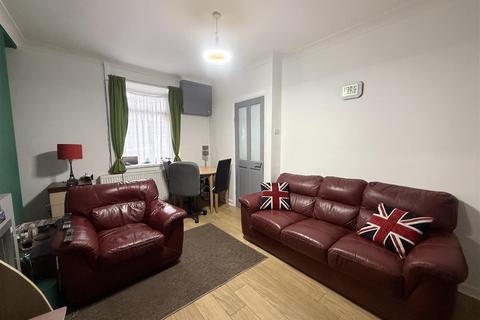 3 bedroom end of terrace house for sale, Davis Street, Aberdare CF44