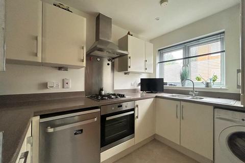 2 bedroom terraced house for sale, Challney Gardens, Luton, Bedfordshire, LU4 8QQ