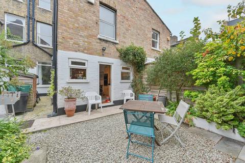 4 bedroom terraced house for sale, Southampton Way, Peckham, London, SE5