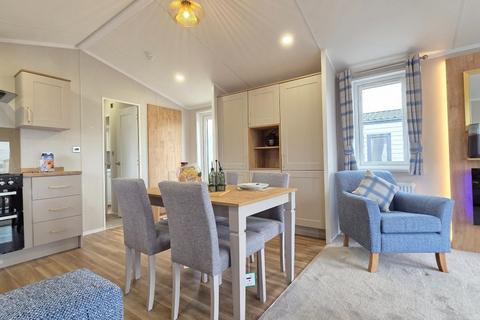 2 bedroom park home for sale, Alberta Holiday Park