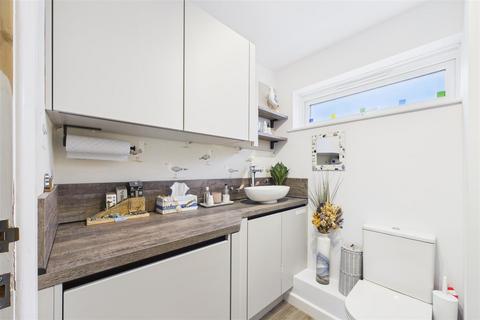 2 bedroom apartment for sale, Mill Close, Chichester