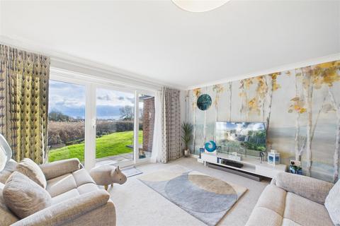 2 bedroom apartment for sale, Mill Close, Chichester