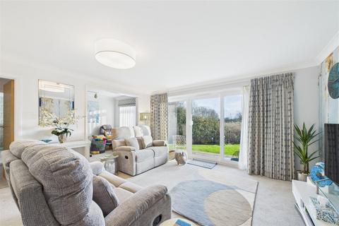 2 bedroom apartment for sale, Mill Close, Chichester