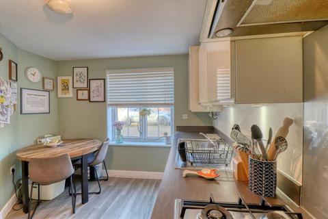 3 bedroom semi-detached house for sale, Walton on the naze CO14