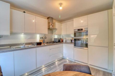 3 bedroom semi-detached house for sale, Walton on the naze CO14