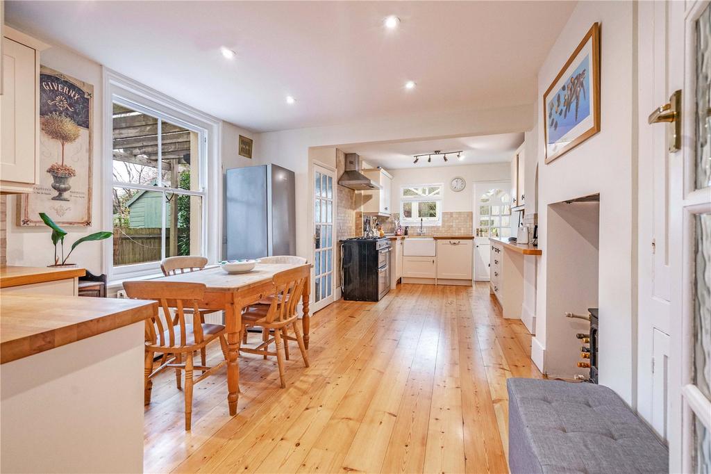 Kitchen/Breakfast