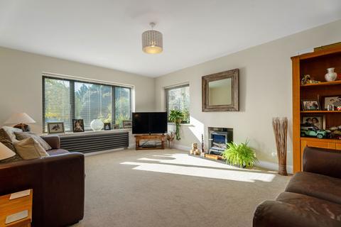 4 bedroom detached house for sale, Hill Wootton Road Leek Wootton, Warwick, Warwickshire CV35 7QL