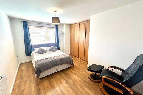 undefined, Singapore Road, London W13