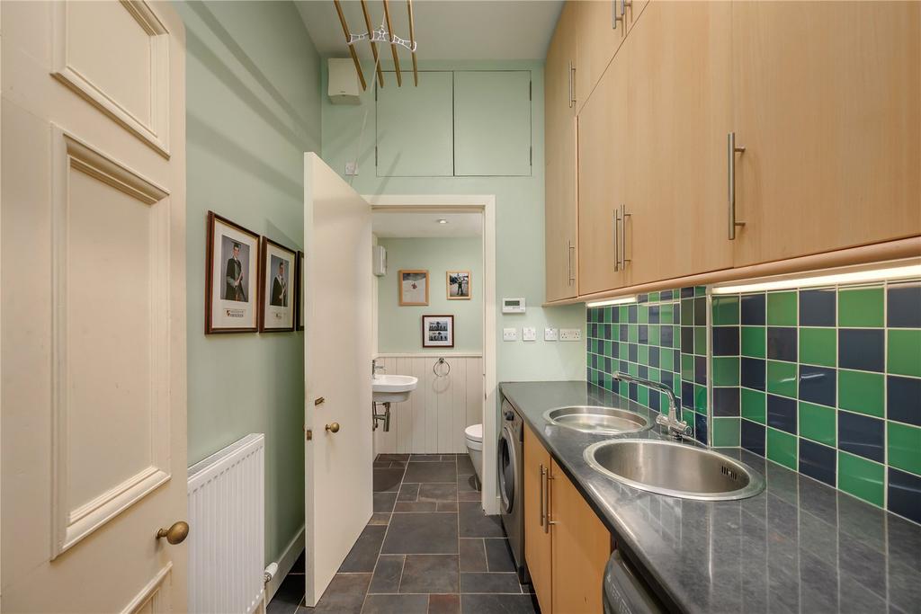 Utility Room and WC