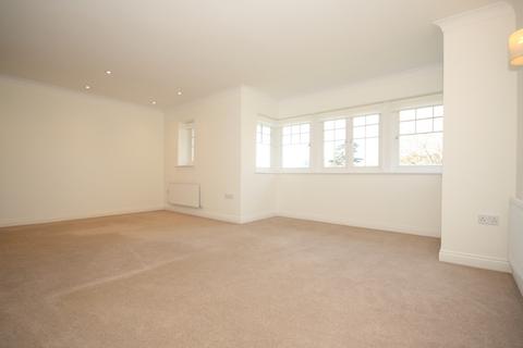 2 bedroom flat for sale, Brooklyn Road, Woking GU22