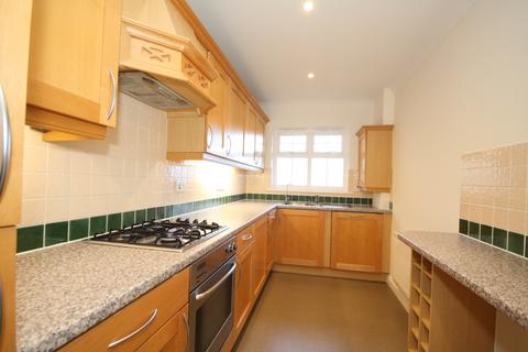 2 bedroom flat for sale, Brooklyn Road, Woking GU22