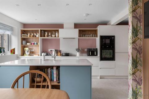 3 bedroom terraced house for sale, Avon Court, Evesham WR11