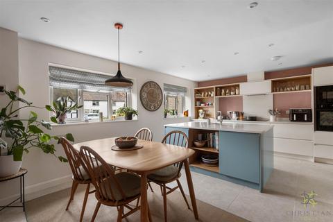 3 bedroom terraced house for sale, Avon Court, Evesham WR11