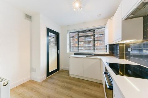 2 bedroom flat to rent, Wilbraham House, Wandsworth Road, Vauxhall, London, SW8