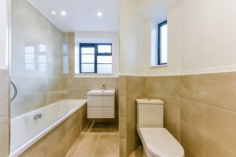 2 bedroom flat to rent, Wilbraham House, Wandsworth Road, Vauxhall, London, SW8