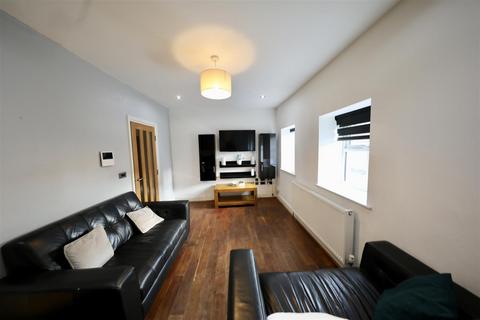 2 bedroom apartment for sale, George Street, Hull