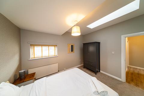 2 bedroom flat to rent, Station Road, Eaglescliffe
