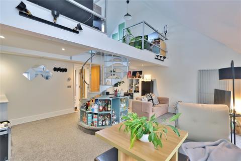 1 bedroom maisonette for sale, Townsend Lane, Woking, Surrey, GU22