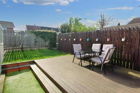 3 bedroom semi-detached house for sale, Woodlands Drive, Skelmanthorpe, Huddersfield HD8 9DB