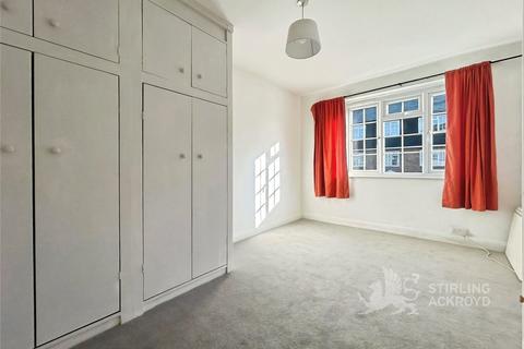 3 bedroom apartment to rent, Grosvenor Court, Guildford, Surrey, GU4