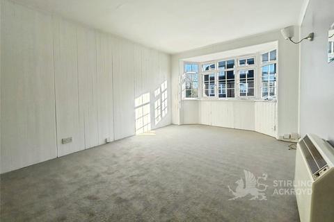 3 bedroom apartment to rent, Grosvenor Court, Guildford, Surrey, GU4