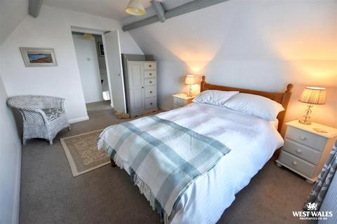 2 bedroom cottage for sale, St Annes Head, Dale, Haverfordwest
