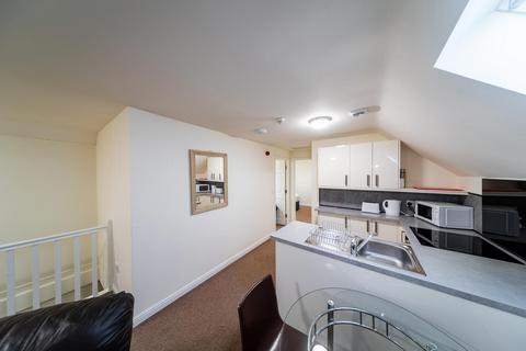 2 bedroom flat to rent, 15 Station Road, Eaglescliffe