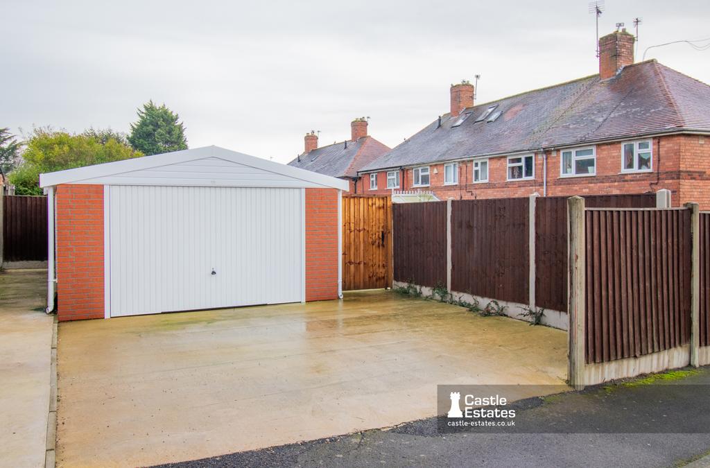 Garage &amp; Driveway