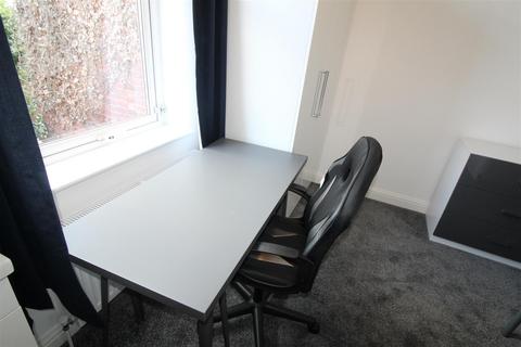 6 bedroom house share to rent, Meriden Street, Coventry