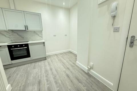 1 bedroom flat to rent, London N6