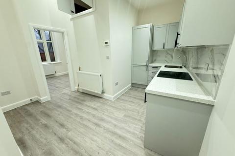 1 bedroom flat to rent, London N6
