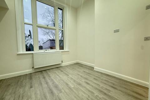 1 bedroom flat to rent, London N6