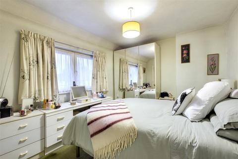 2 bedroom end of terrace house for sale, Bosley Square, Lenton Abbey, Nottingham