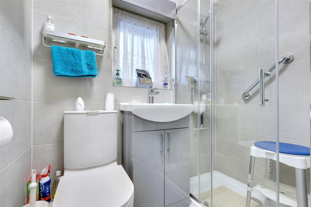 Shower Room 1.jpeg