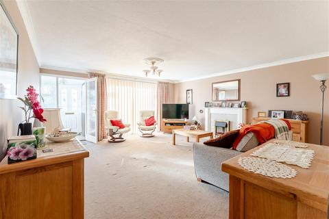 2 bedroom bungalow for sale, Two bedroom bungalow in a quiet cul-de-sac location in Worle
