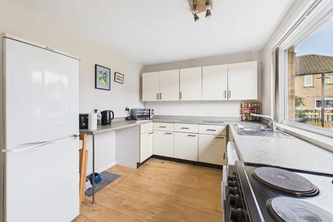 2 bedroom townhouse for sale, Derwent Avenue, Baildon, Shipley