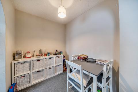 2 bedroom apartment for sale, St. Peters Close, Mill End, Rickmansworth