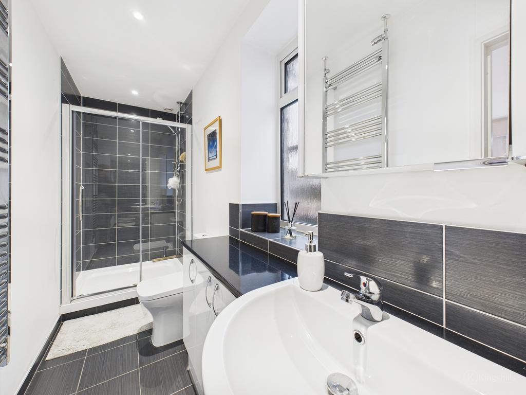 Ensuite