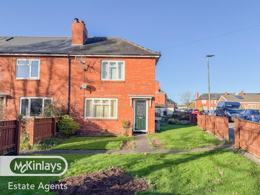 A fantastic 2 bedroom renovation opportunity in W