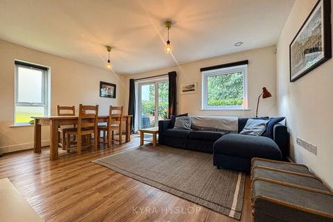 2 bedroom flat for sale, The Chase, Exeter EX3