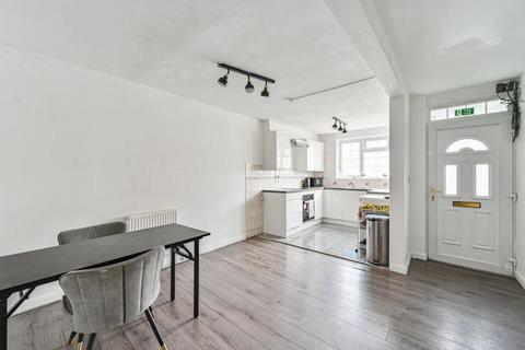2 bedroom terraced house for sale, Blanch Close, London, SE15