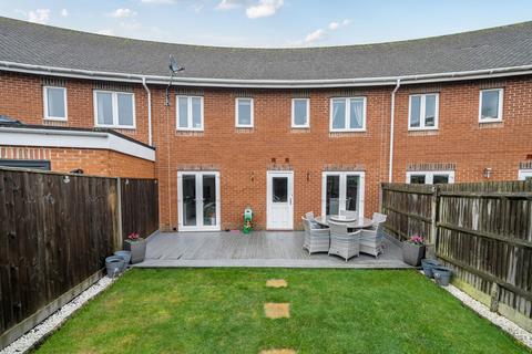 4 bedroom terraced house for sale, Fourteen Acre Avenue, Felpham, PO22
