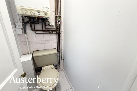 2 bedroom semi-detached house to rent, Oak Place, Stoke-On-Trent ST3