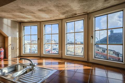 2 bedroom property for sale, South Quay, St Sampson's, Guernsey, GY2
