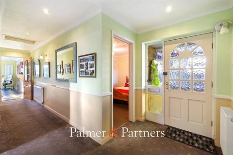 5 bedroom bungalow for sale, Pilcox Hall Lane, Tendring, Clacton-on-Sea, Essex, CO16