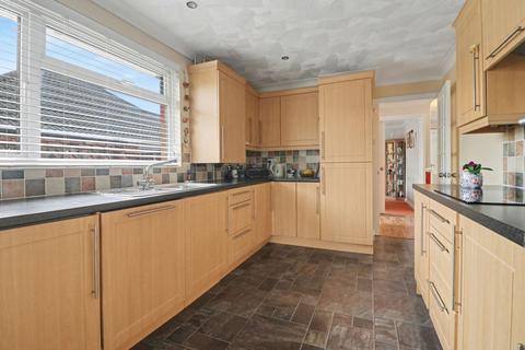 4 bedroom semi-detached bungalow for sale, Westbury Court, Southampton SO30